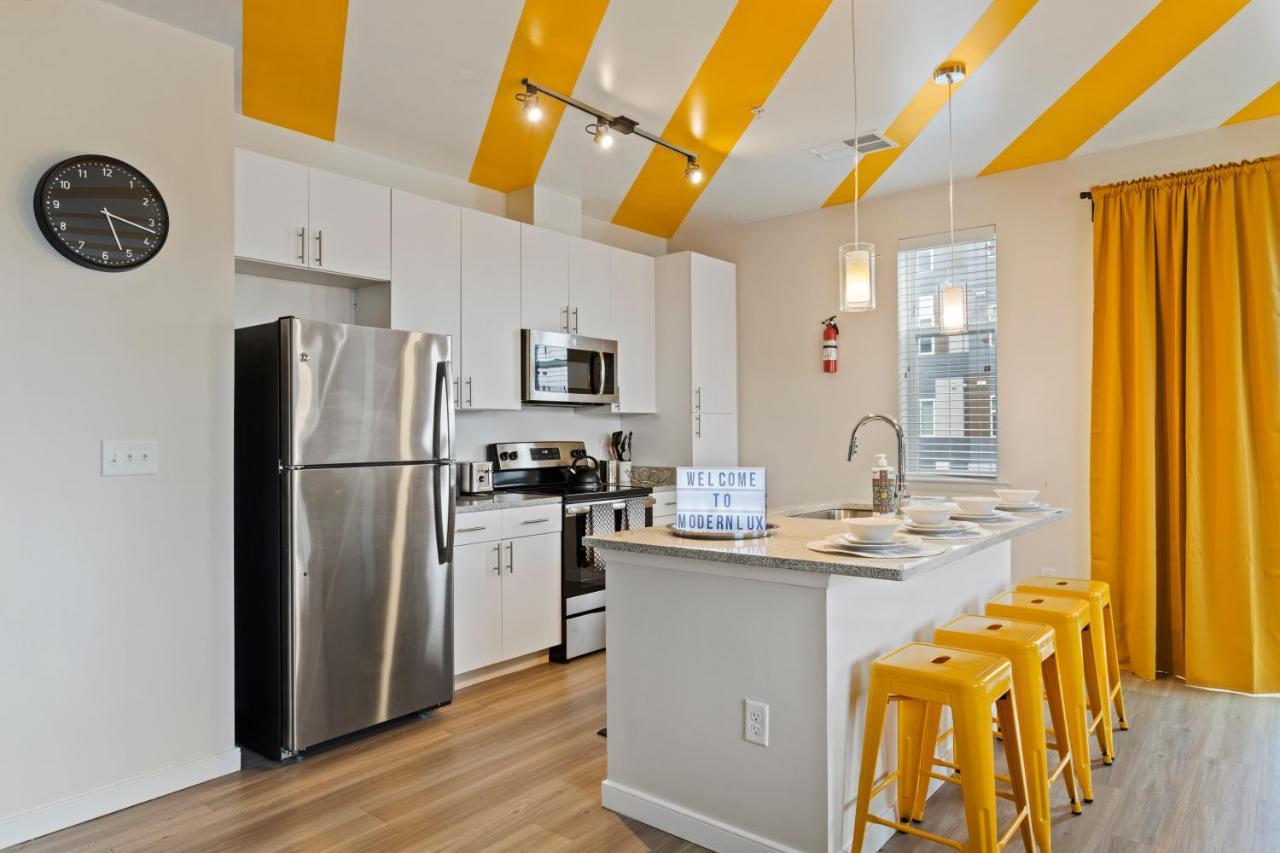 Apartment Modern 2br 2ba Free Off-street Parking & Wifi